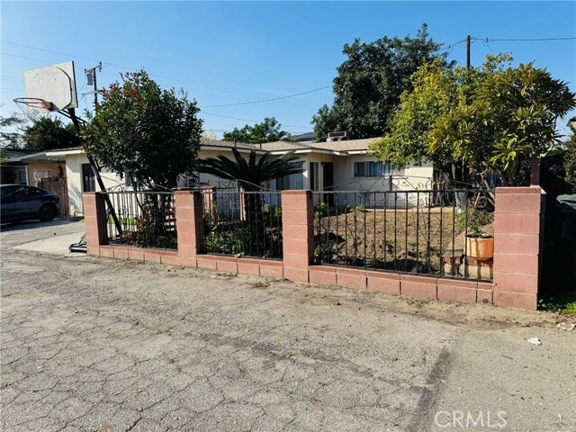 Building Photo - 12036 Roseglen St