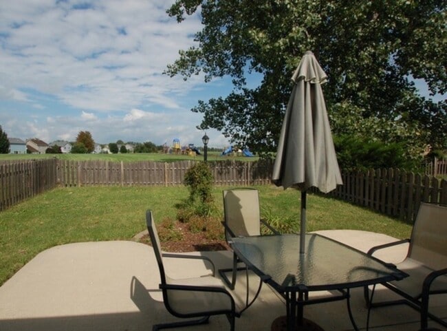 Building Photo - 14019 S Oakdale Cir