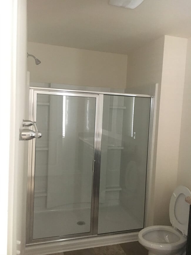 Building Photo - Doss Ferry Community in Kimberly Al  2 story house built 2017, 3 Bedroom, 2.5 bathroom house with...