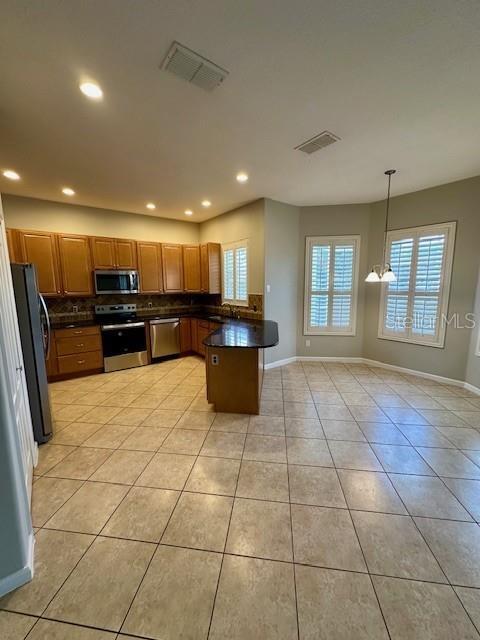 Building Photo - 10274 Cove Lake Dr
