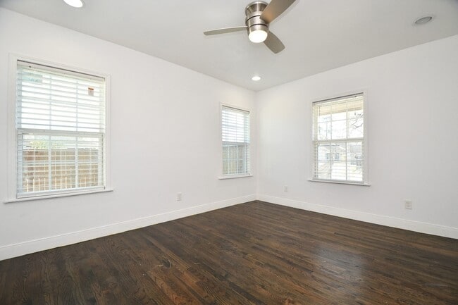 Building Photo - 3803 Arbor St