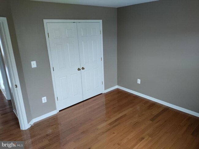 Building Photo - 1202 Ellis Ave