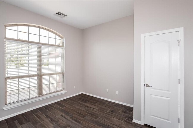 Building Photo - 18408 El Greco Dr