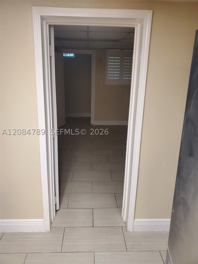 Building Photo - 36490 SW 192nd Ave