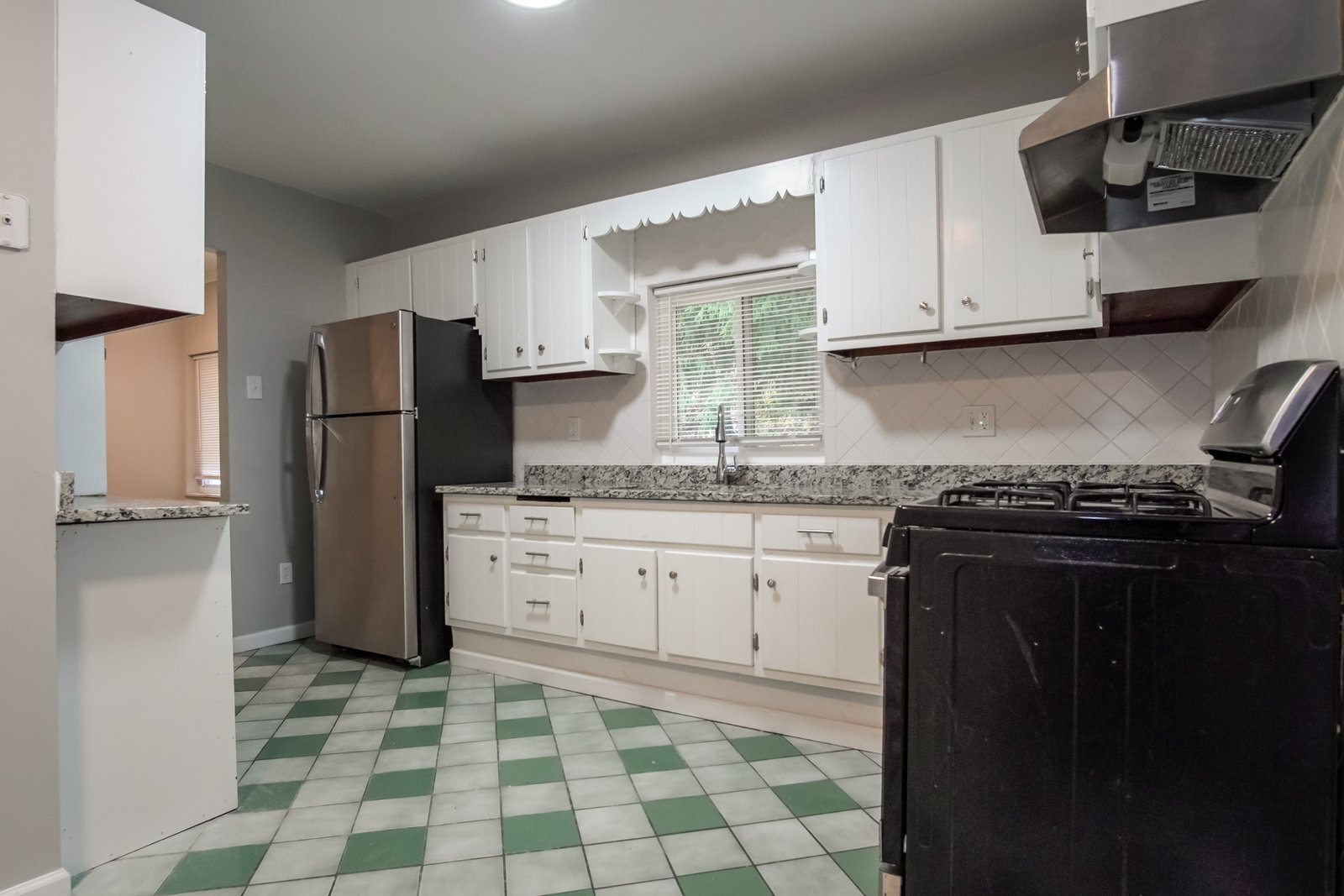 Building Photo - 414 Johnston Rd