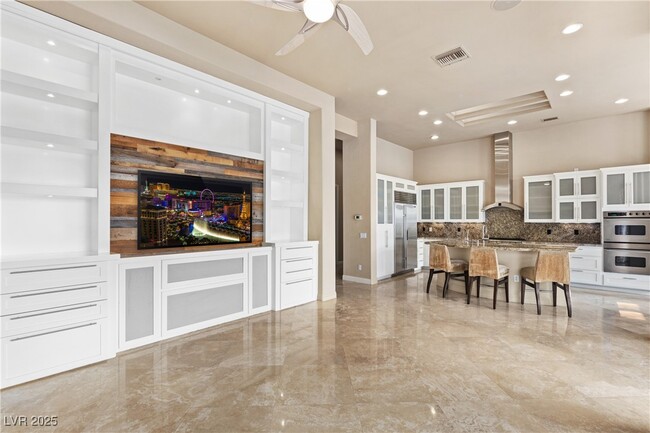 Building Photo - 34 Isleworth Dr