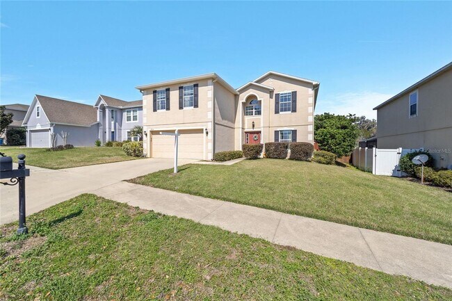 Building Photo - Private Oasis in the Heart of Alachua
