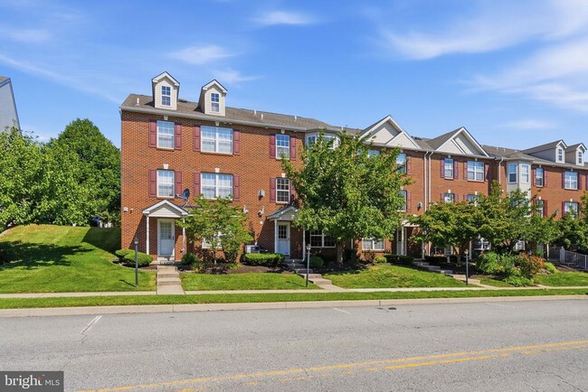 Building Photo - 1046 Balley Dr