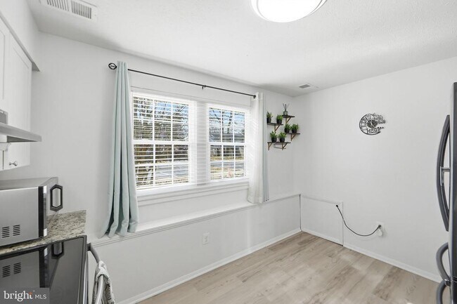 Building Photo - 1013 Copperfield Ct