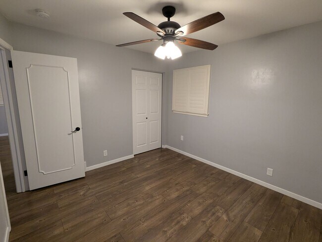 Building Photo - Charming & Spacious Home in the Heart of R...