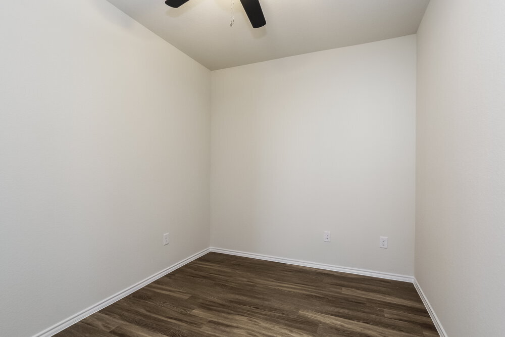 Building Photo - 14715 Sierra Garden Dr