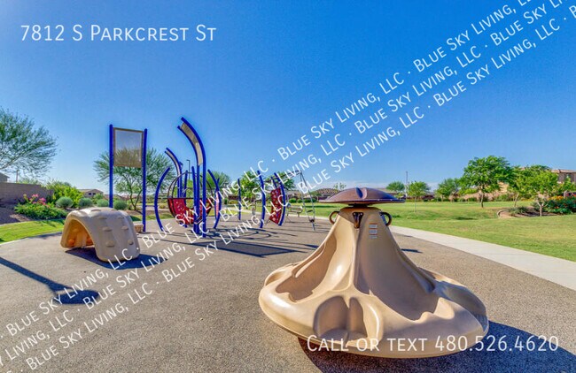 Building Photo - 7812 S Parkcrest St
