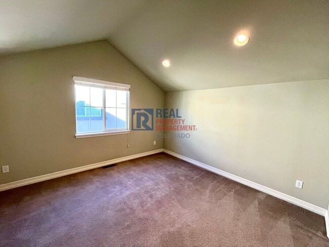 Building Photo - 7665 Buckeye Tree Ln