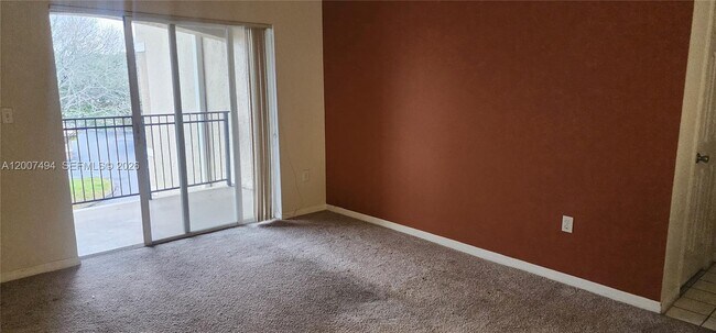 Building Photo - 101 SW 117th Ave