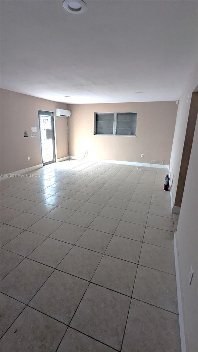 Building Photo - 4111 NW 37th Ave
