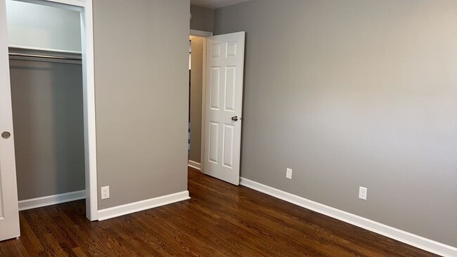 Building Photo - 2772 Brandon Rd