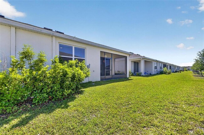 Building Photo - 2425 Bending Bonsai Dr