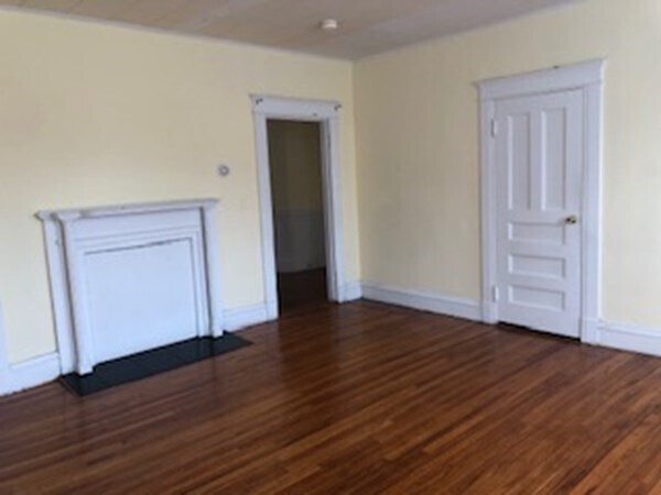 Building Photo - 75 Marlborough St