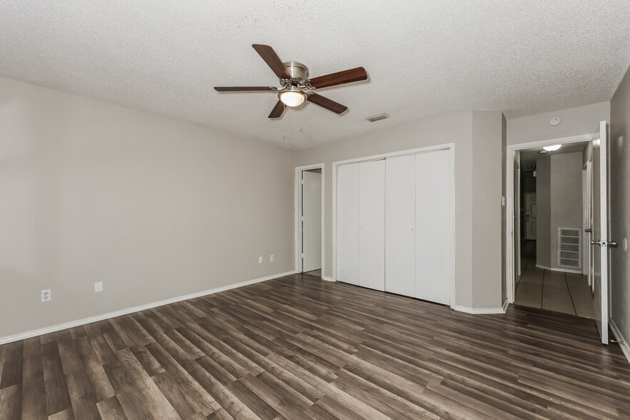 Building Photo - 140 Callender Dr