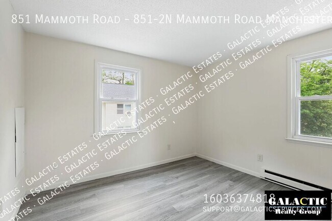 Building Photo - 851 Mammoth Rd