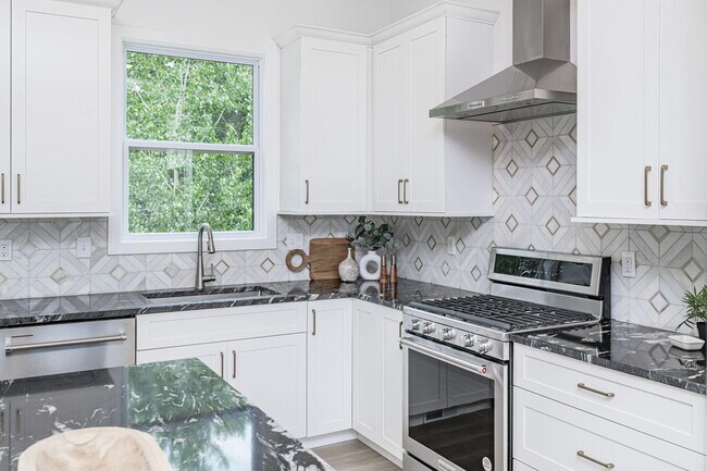 Building Photo - 506 Bandon Dunes Ct