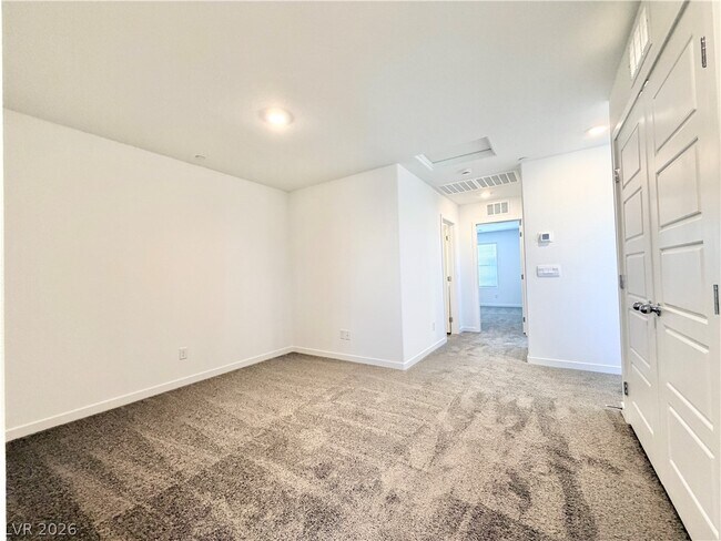 Building Photo - 930 Black Heron St