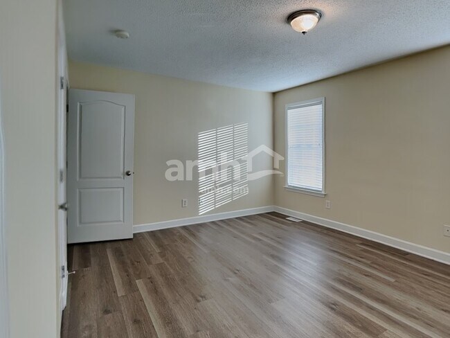 Building Photo - 5073 Natalie Temple Ln