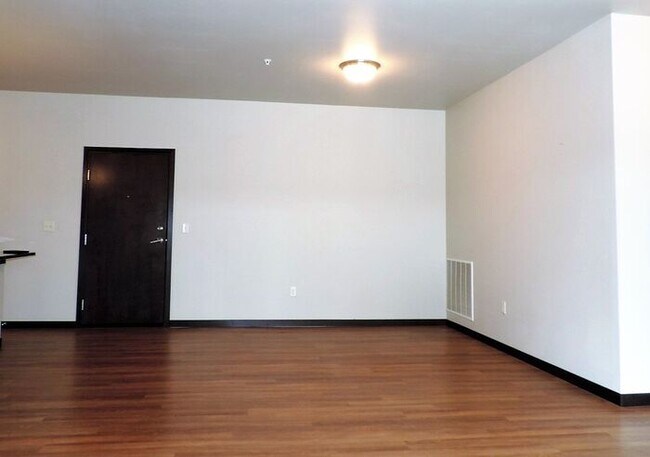 Building Photo - $1,635 | 2 Bedroom, 2 Bathroom 2nd Floor Condo | Pet Friendly* | Available for August 1st, 2026 M...