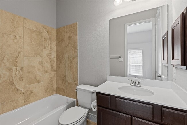 Building Photo - 13207 Itasca Pine Dr