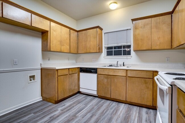 Building Photo - 307 Rawhide Loop