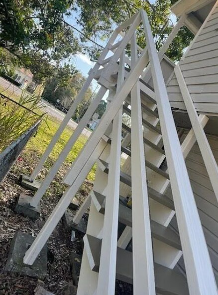 Building Photo - 1722 4th Ave E