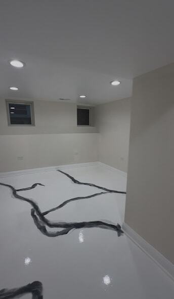 Building Photo - 3811 W 61st St