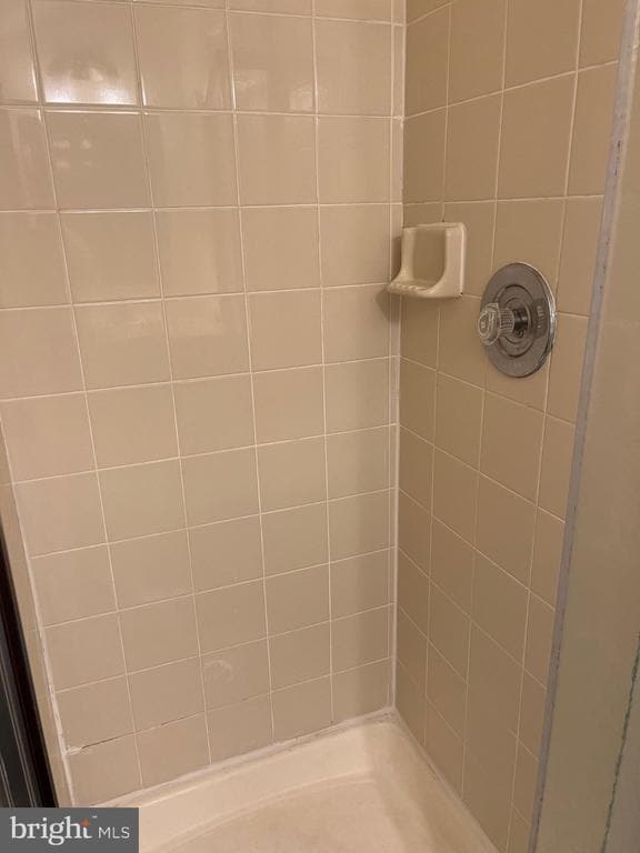 Building Photo - 1533 Oronoco St