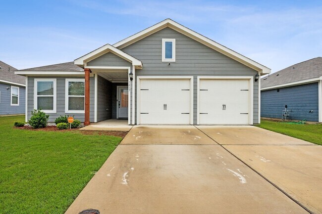Primary Photo - 1417 Sunkiss Dr