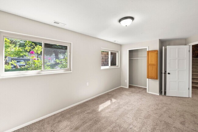 Building Photo - Great 4 Bedroom D20 Rockrimmon Home