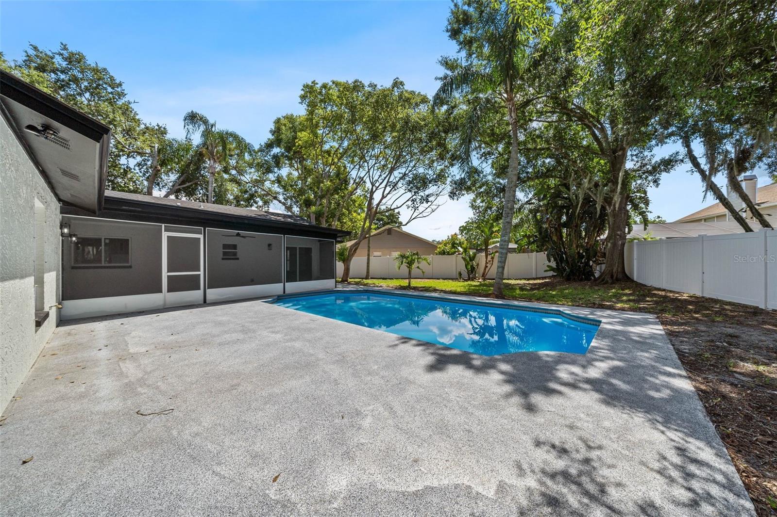 Building Photo - 12335 Yellow Rose Cir