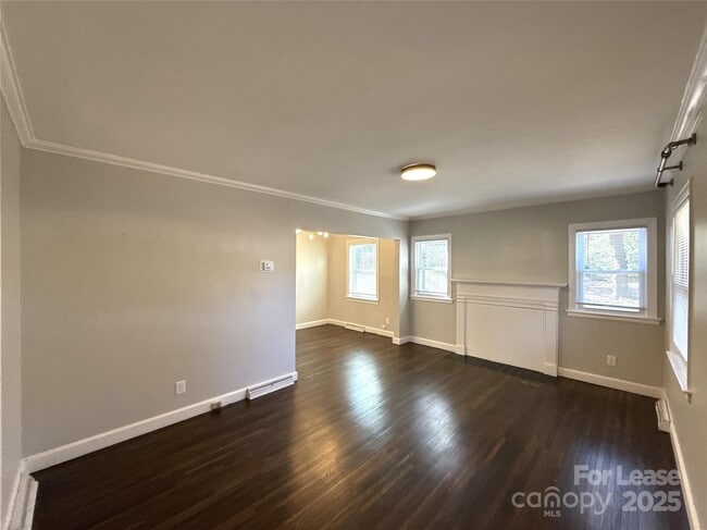 Building Photo - 1242 Dade St