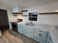 Building Photo - 218 Lee Rd