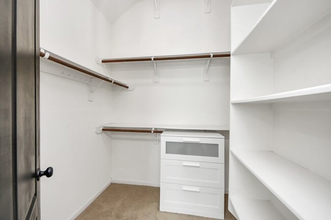 Building Photo - 17010 Upper Ridge Ln