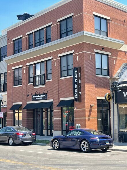 Building Photo - 1917 Monroe St