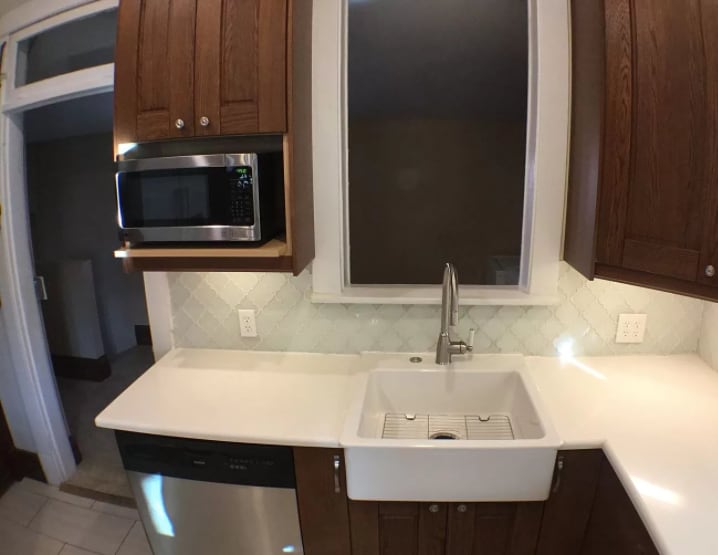 Building Photo - 4524 Beach Ct