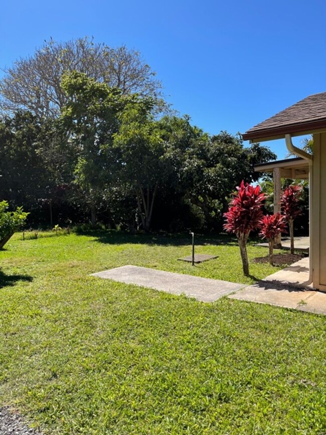 Building Photo - Country Living with an Ocean View