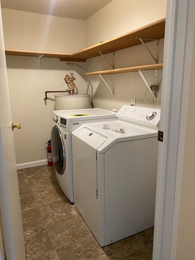 Building Photo - 215 100th St SW