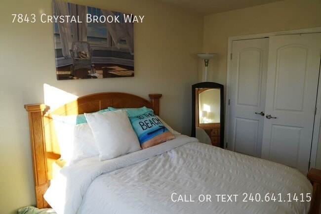Building Photo - 7843 Crystal Brook Way