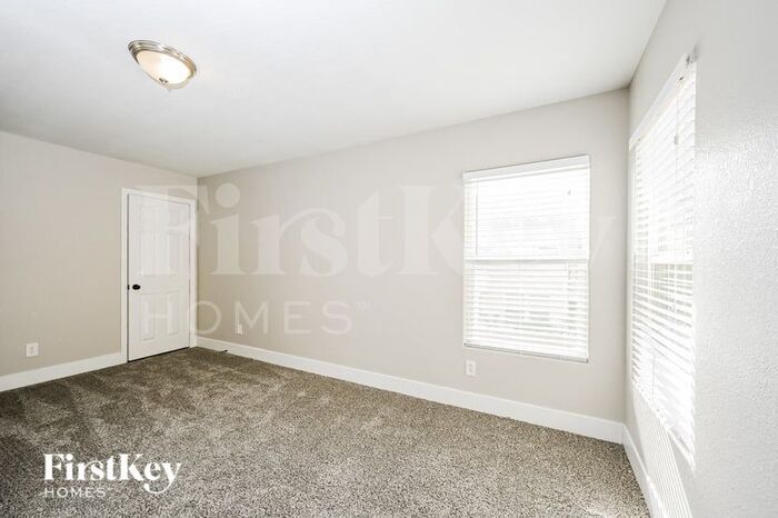 Building Photo - 809 Chapleton Ct