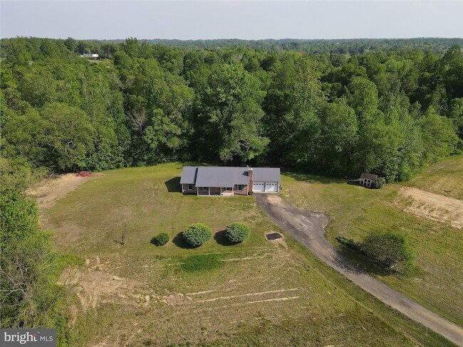 Building Photo - 13245 Croom Rd