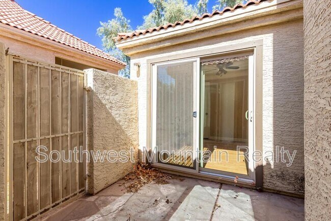 Building Photo - 541 N Granite St