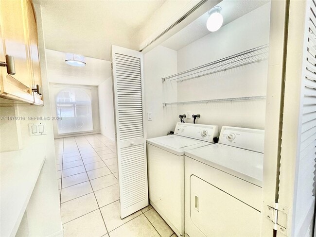 Building Photo - 10160 SW 88th St