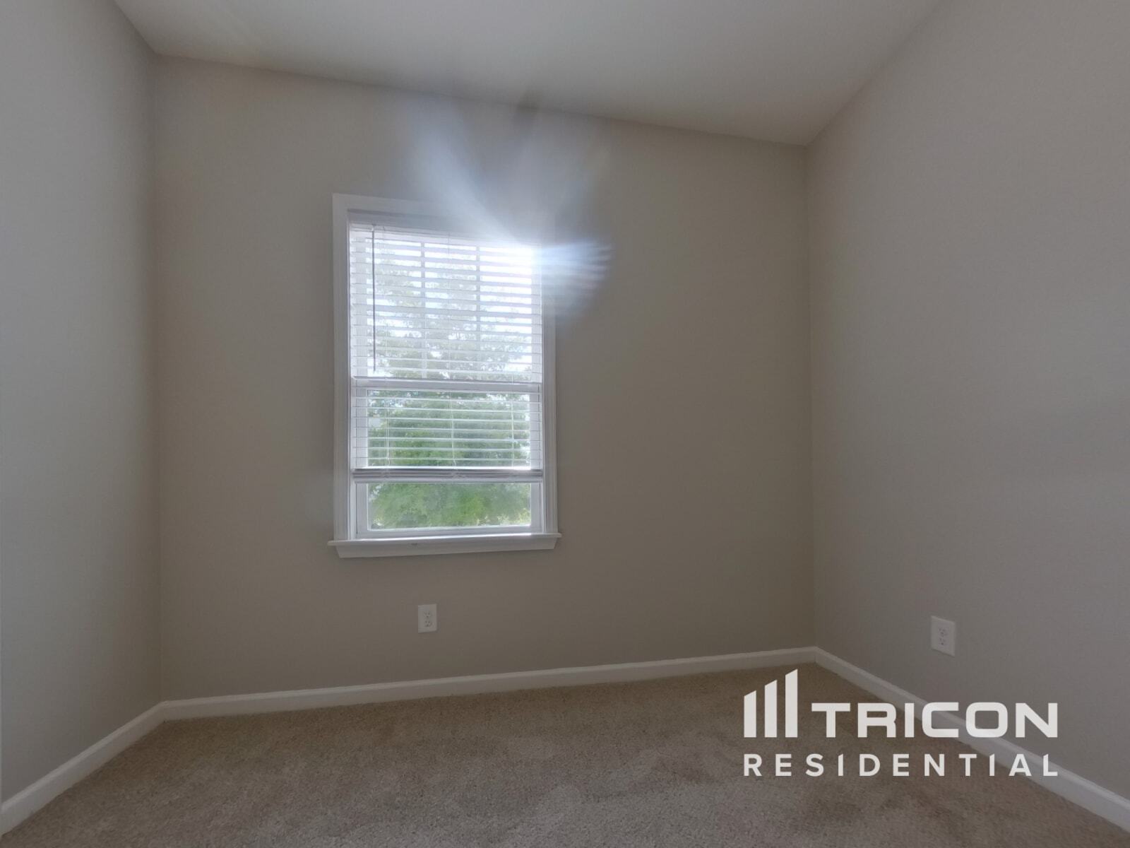 Building Photo - 94 Cottontail Ln