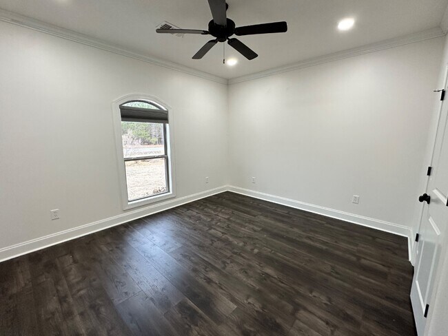 Building Photo - 3918 Old Wolf Rd